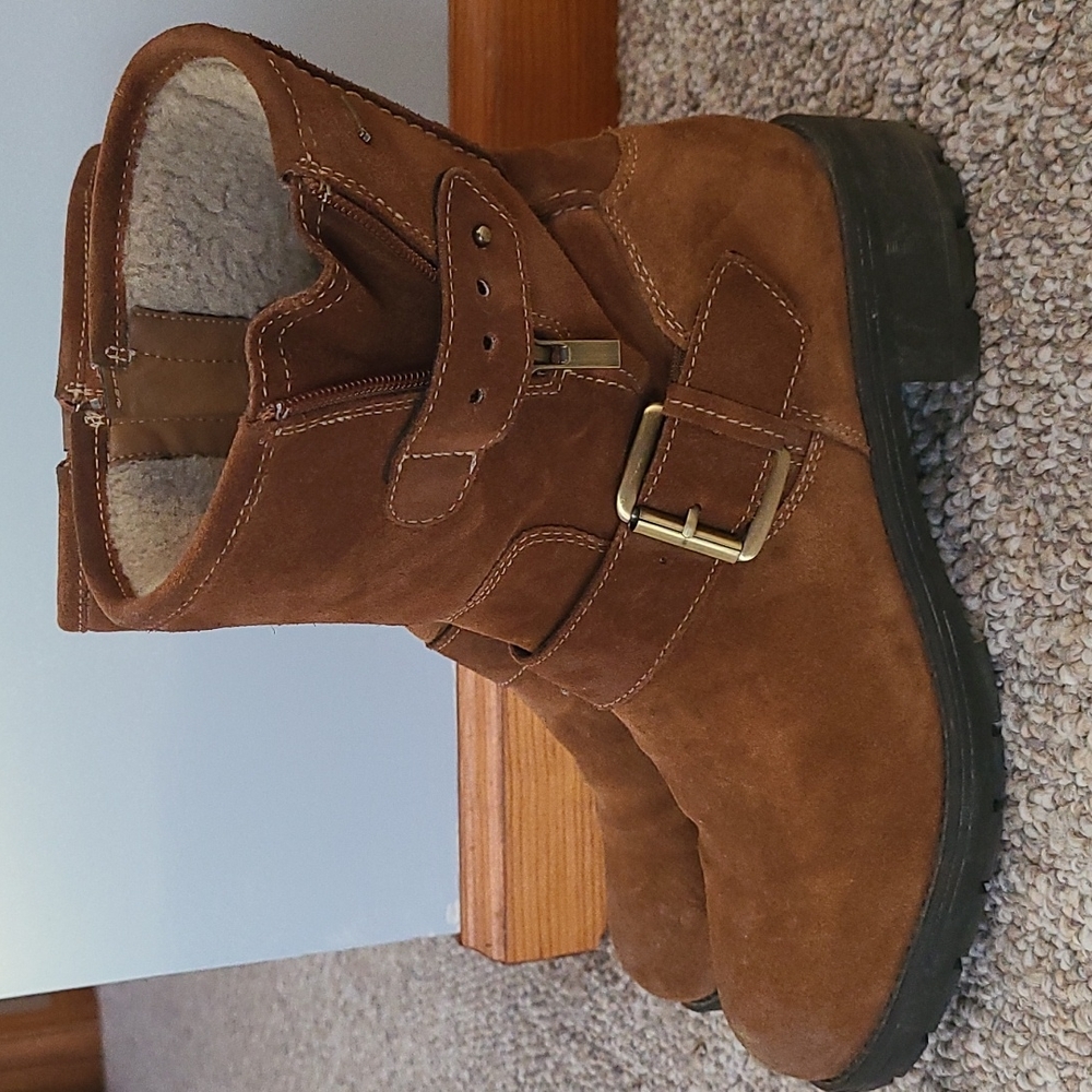 Clark's Womens boots